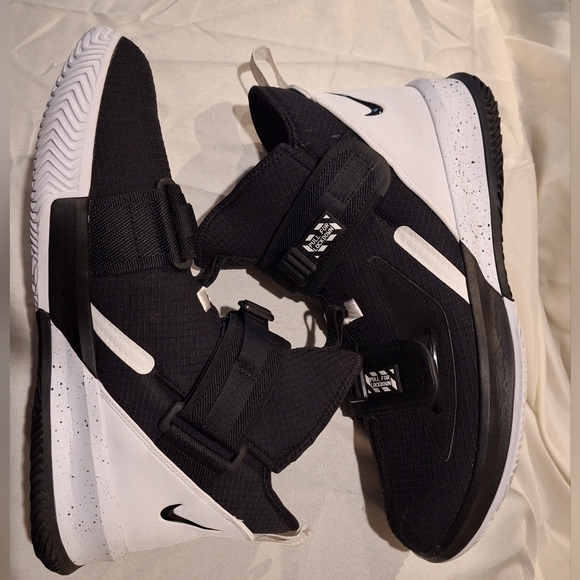 Nike LeBron Soldier 13 SFG TB ' White Black' Basketball Shoes - Picture 6 of 9